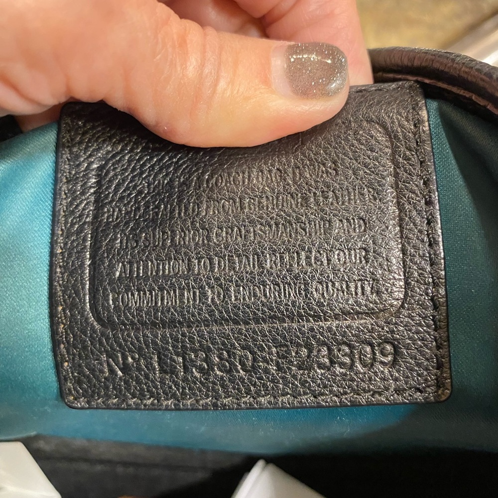 Coach Avery Hobo Black Shoulder Bag - Picture 8 of 8